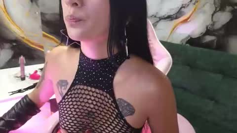 Snapshot of _marianhills45 chatting on March 9, 3:43 am _marianhills45 online show from March 9, 3:43 am