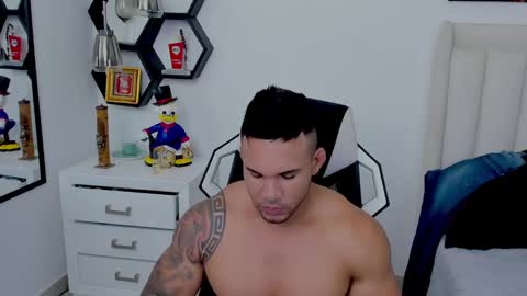 _matthew_santos_ online show from December 13, 1:37 am