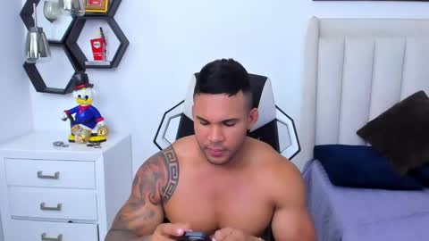 _matthew_santos_ online show from January 18, 4:59 am