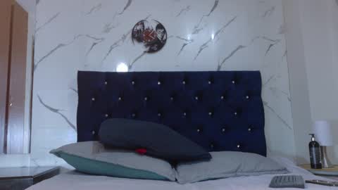 Snapshot of _maximo_1 chatting on May 25, 1:06 pm _maximo_1 online show from May 25, 1:06 pm