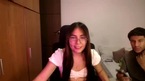 max and abby online show from June 19, 3:00 am