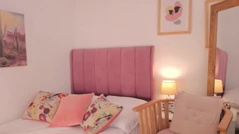 Megan online show from November 24, 4:29 pm