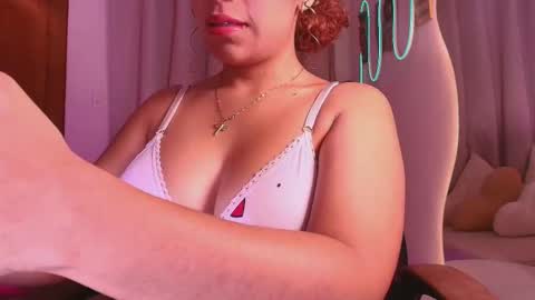 Marce  online show from February 20, 1:22 pm