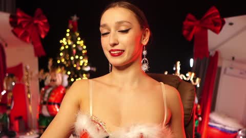 Snapshot of _meganmeow_ chatting on December 21, 10:19 pm Saturday - start 2030-2130 GMT online show from December 21, 10:19 pm