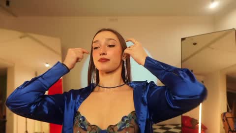 Snapshot of _meganmeow_ chatting on January 23, 1:51 am Saturday - start 2030-2130 GMT online show from January 23, 1:51 am