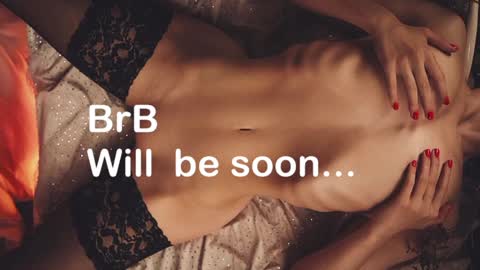 Snapshot of _meganmeow_ chatting on February 5, 1:26 am Saturday - start 2030-2130 GMT online show from February 5, 1:26 am