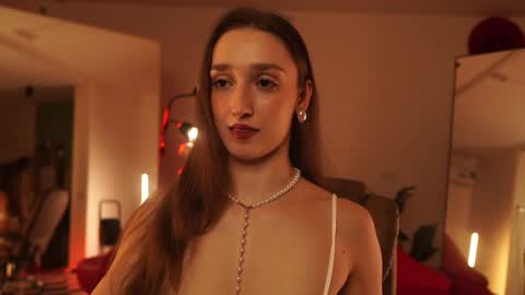 Snapshot of _meganmeow_ chatting on February 13, 1:29 am Saturday - start 2030-2130 GMT online show from February 13, 1:29 am