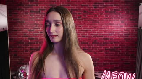 Snapshot of _meganmeow_ chatting on October 11, 6:06 pm Saturday - start 2030-2130 GMT online show from October 11, 6:06 pm