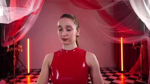 Snapshot of _meganmeow_ chatting on November 2, 8:22 pm Saturday - start 2030-2130 GMT online show from November 2, 8:22 pm