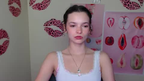 Susie online show from December 16, 1:27 pm