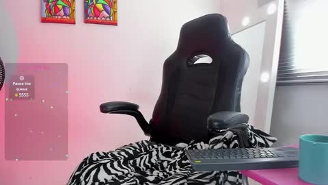 Juli online show from December 16, 5:11 pm