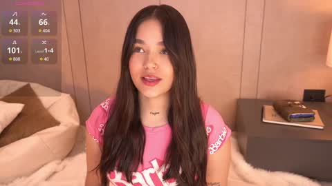 Snapshot of _meghan_gomez1_ chatting on December 20, 2:16 pm online show from December 20, 2:16 pm