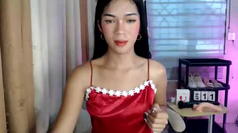 Snapshot of _mellyxxx chatting on April 11, 8:29 am Melly online show from April 11, 8:29 am