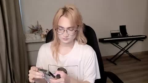 Snapshot of _meow_neko_ chatting on July 14, 11:49 am _meow_neko_ online show from July 14, 11:49 am