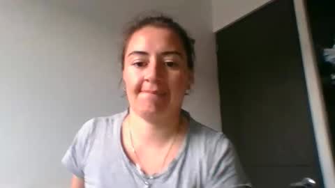 Snapshot of _mey_bala chatting on March 19, 10:36 pm _mey_bala online show from March 19, 10:36 pm