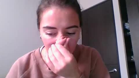 Snapshot of _mey_bala chatting on March 24, 6:24 pm _mey_bala online show from March 24, 6:24 pm