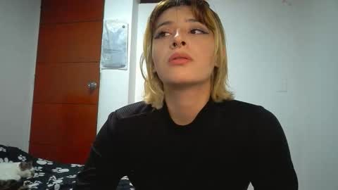 Mia-foster online show from May 4, 8:16 pm