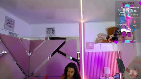  Mia  online show from October 3, 12:57 pm