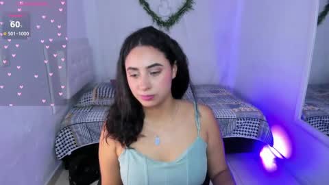 Snapshot of _miavelvett chatting on June 1, 3:25 pm Mia online show from June 1, 3:25 pm
