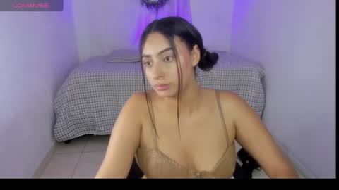 Mia online show from June 30, 10:22 pm