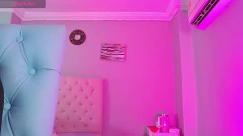 Paula online show from February 6, 11:24 am