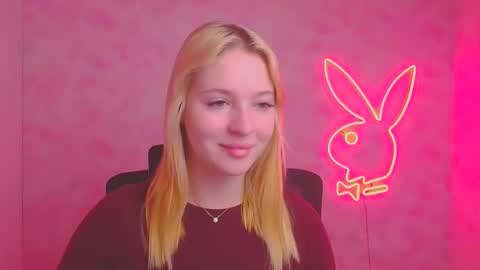 Melanie online show from November 7, 12:49 pm