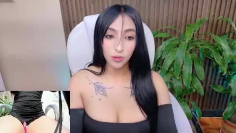 Call me Miley  online show from June 10, 8:19 pm