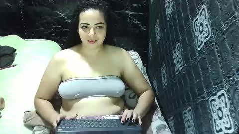 _milf_naughty online show from September 29, 3:17 pm