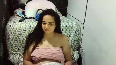 _milf_naughty online show from October 12, 6:23 am