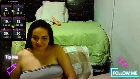 Snapshot of _milf_naughty chatting on March 26, 3:12 am _milf_naughty online show from March 26, 3:12 am