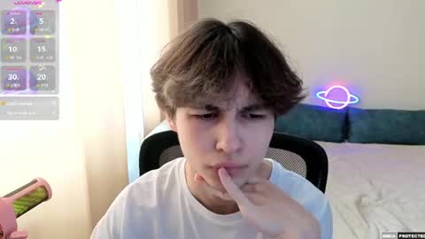 Snapshot of _milway_ chatting on June 8, 2:06 pm Luka online show from June 8, 2:06 pm