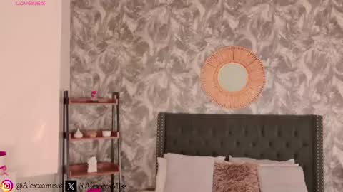 _miss_alexxxa online show from June 11, 2:53 am
