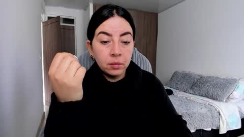 _miss_coco_ online show from February 12, 1:50 pm