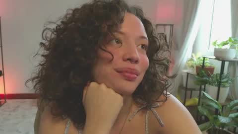 Snapshot of _missmariaa_ chatting on March 21, 8:01 pm Mara Independent model online show from March 21, 8:01 pm