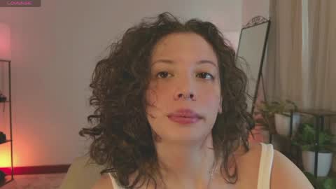 Snapshot of _missmariaa_ chatting on April 22, 6:42 pm Mara Independent model online show from April 22, 6:42 pm