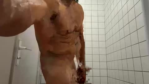 BENJI online show from October 7, 8:22 am