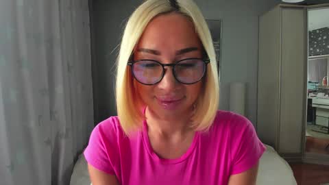 alienmito online show from November 4, 12:21 am