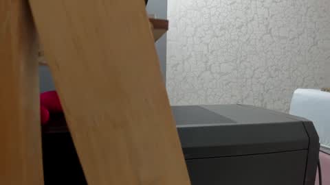 _molly_rosse_ online show from January 4, 1:10 pm