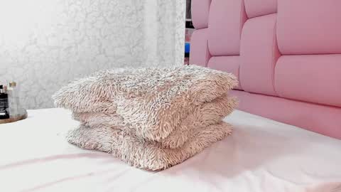 _molly_rosse_ online show from January 16, 4:07 pm