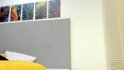 _molly_rosse_ online show from October 13, 12:16 pm