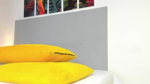 _molly_rosse_ online show from January 13, 11:48 am