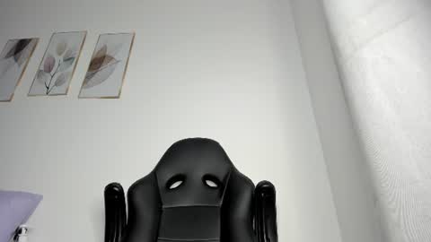 Snapshot of _molly_rosse_ chatting on July 27, 12:01 pm _molly_rosse_ online show from July 27, 12:01 pm