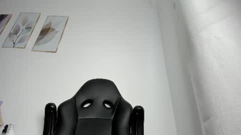 Snapshot of _molly_rosse_ chatting on July 28, 12:01 pm _molly_rosse_ online show from July 28, 12:01 pm