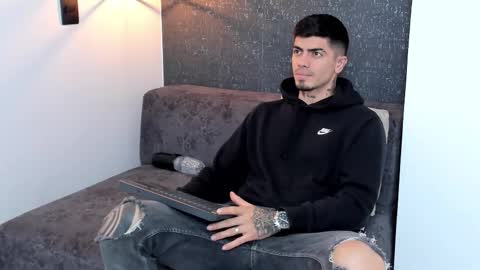 _mrcock_ online show from February 15, 8:49 pm