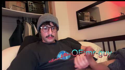 _mrguy_ online show from June 9, 1:28 am