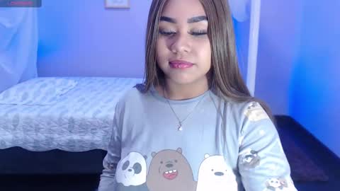 nahomi  online show from February 20, 5:12 am