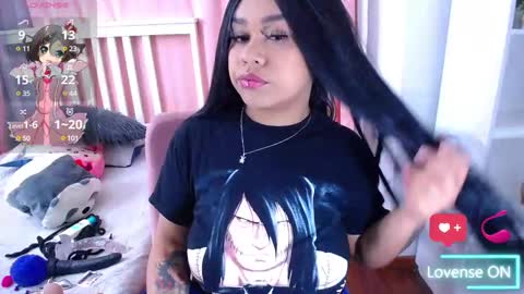 nahomi  online show from March 5, 8:10 am