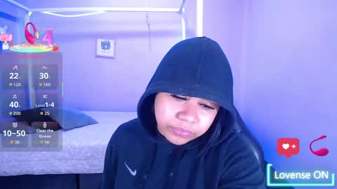 nahomi  online show from October 7, 12:08 am