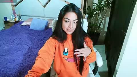 Natasha Rodriguez independent model online show from December 11, 3:15 pm