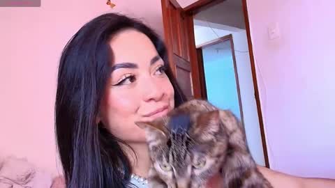 Natasha Rodriguez independent model online show from May 7, 9:42 pm